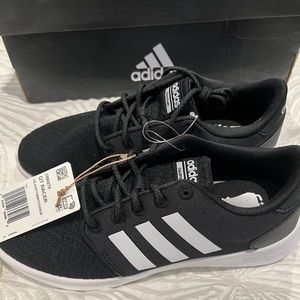 Adidas womens cloudfoam QT racer shoes